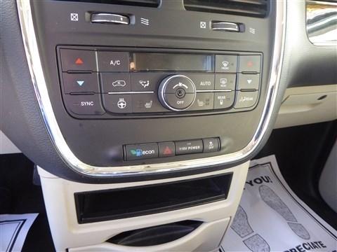 Chrysler Town & Country 4dr Wgn Touring-L 2015