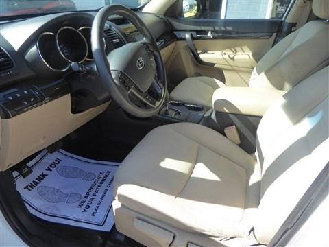Kia Sorento 2WD 4dr I4-GDI LX 2012