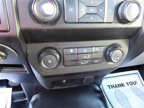 Ford F-150 4WD Reg Cab 141" XLT 2016