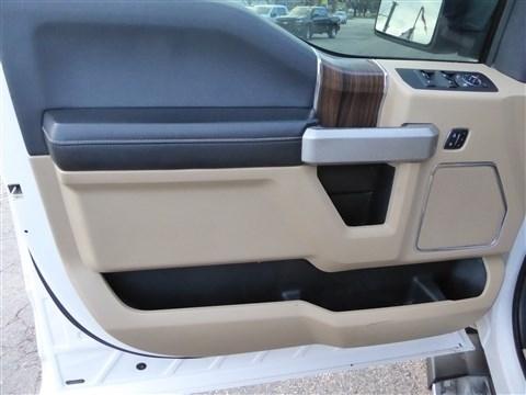 Ford F-150 4WD SuperCrew 145" King Ranch 2015