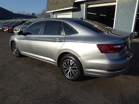 Volkswagen Jetta R-Line Auto 2021