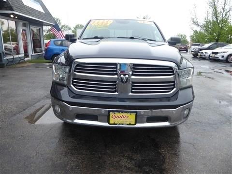 RAM 1500 4WD Crew Cab 140.5" Big Horn 2015