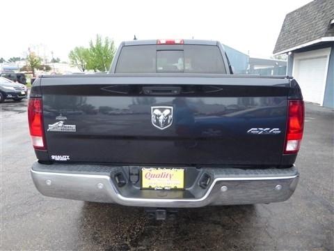 RAM 1500 4WD Crew Cab 140.5" Big Horn 2015