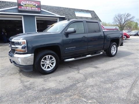 Chevrolet Silverado 1500 4WD Crew Cab 143.5" LT w/1LT 2017