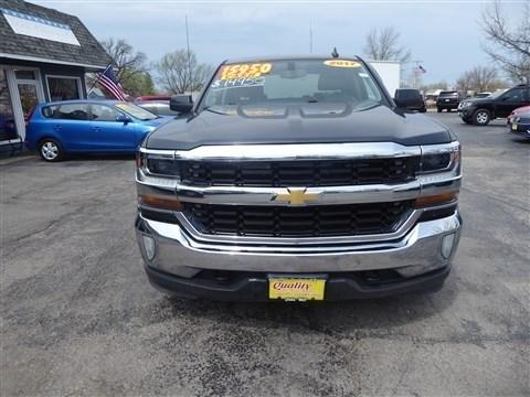 Chevrolet Silverado 1500 4WD Crew Cab 143.5" LT w/1LT 2017