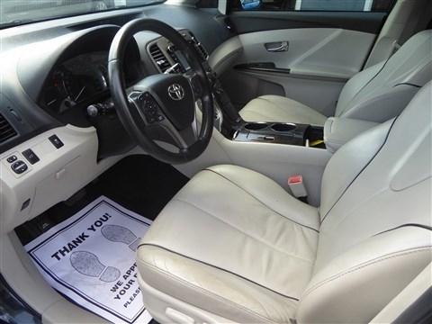 Toyota Venza 4dr Wgn I4 AWD XLE (Natl) 2013