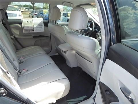 Toyota Venza 4dr Wgn I4 AWD XLE (Natl) 2013