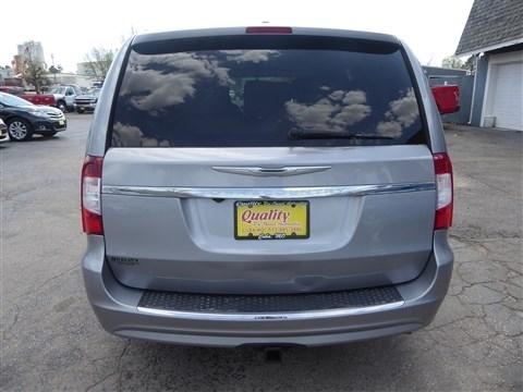 Chrysler Town & Country 4dr Wgn Touring 2013