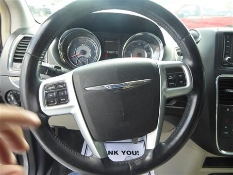 Chrysler Town & Country 4dr Wgn Touring 2013