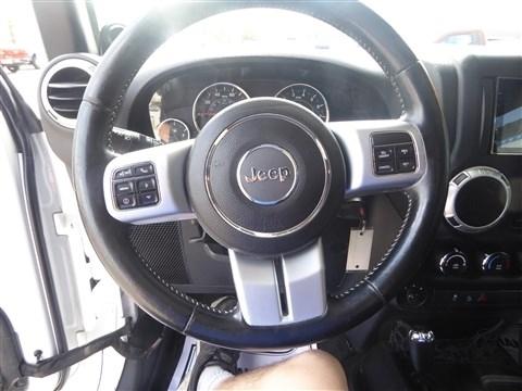 Jeep Wrangler Unlimited 4WD 4dr Freedom Edition 2012