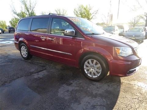 Chrysler Town & Country 4dr Wgn Touring-L 2012