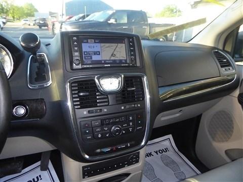 Chrysler Town & Country 4dr Wgn Touring-L 2012