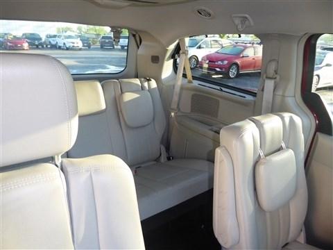 Chrysler Town & Country 4dr Wgn Touring-L 2012