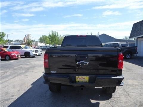 Chevrolet Silverado 1500 4WD Crew Cab 143.5" LT w/2LT 2017
