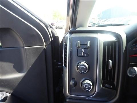 Chevrolet Silverado 1500 4WD Crew Cab 143.5" LT w/2LT 2017