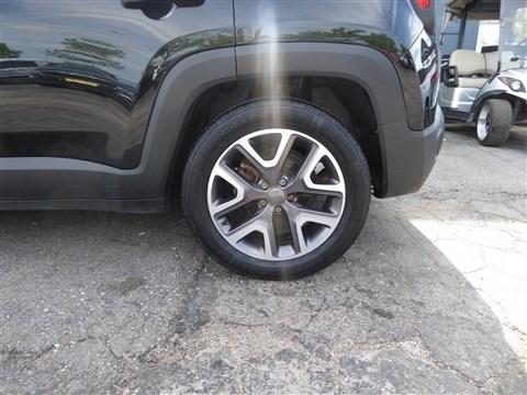 Jeep Renegade FWD 4dr Latitude 2015