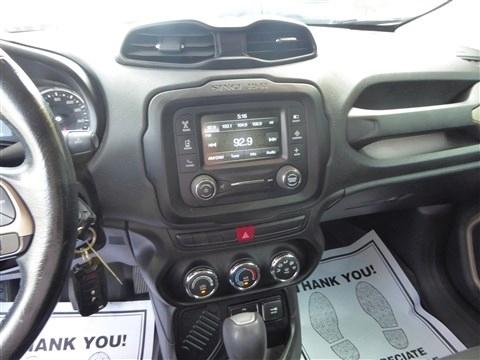 Jeep Renegade FWD 4dr Latitude 2015