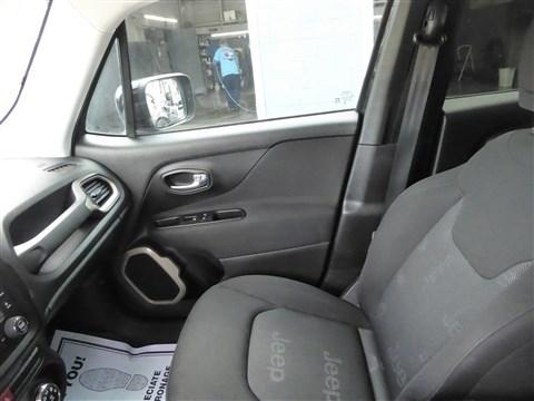 Jeep Renegade FWD 4dr Latitude 2015
