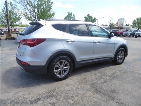 Hyundai Santa Fe Sport FWD 4dr 2.4 2016