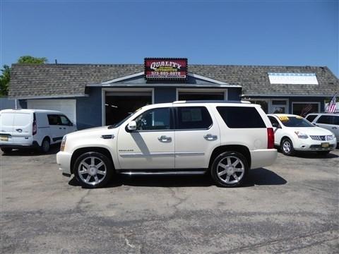 Cadillac Escalade AWD 4dr Luxury 2013