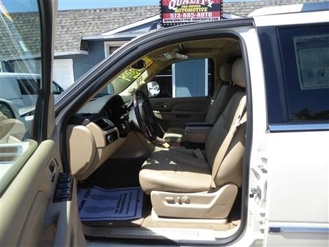 Cadillac Escalade AWD 4dr Luxury 2013