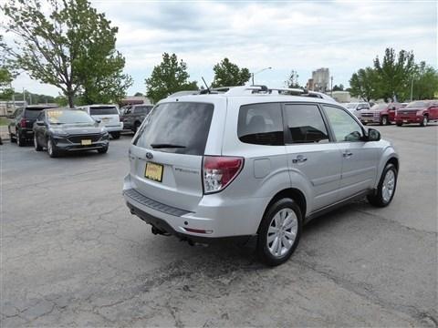 Subaru Forester 4dr Auto 2.5X Touring 2011