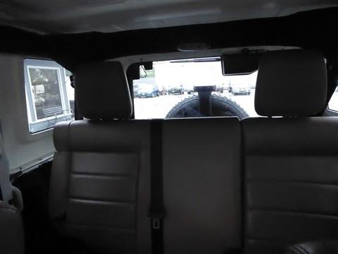 Jeep Wrangler Unlimited 4WD 4dr Sahara 2012