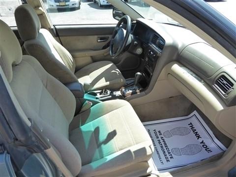 Subaru Legacy Wagon 5dr Outback Man. w/All Weather Pkg 2002