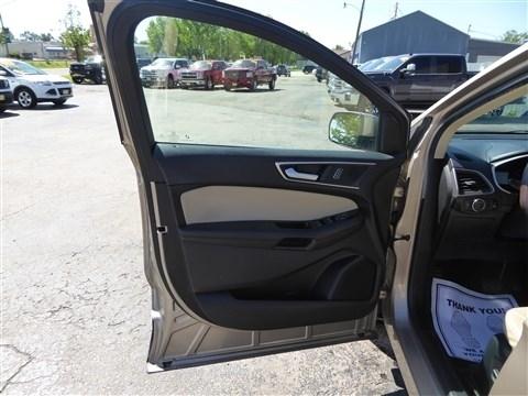 Ford Edge SEL FWD 2020