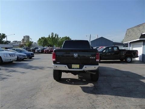 RAM 2500 Tradesman 4x4 Crew Cab 6'4" Box 2018