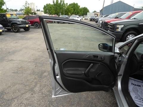 Ford Fiesta 4dr Sdn S 2014