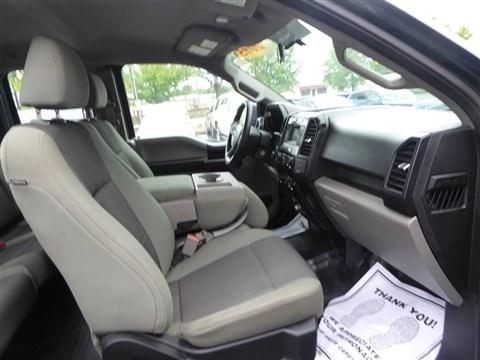 Ford F-150 4WD SuperCab 163" Lariat w/HD Payload Pkg 2015