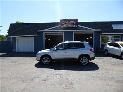 Volkswagen Tiguan 4WD 4dr S 4Motion 2011