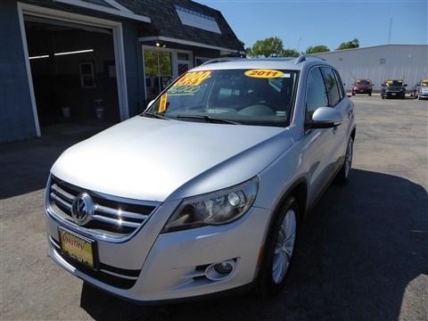 Volkswagen Tiguan 4WD 4dr S 4Motion 2011