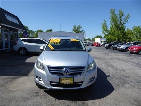 Volkswagen Tiguan 4WD 4dr S 4Motion 2011
