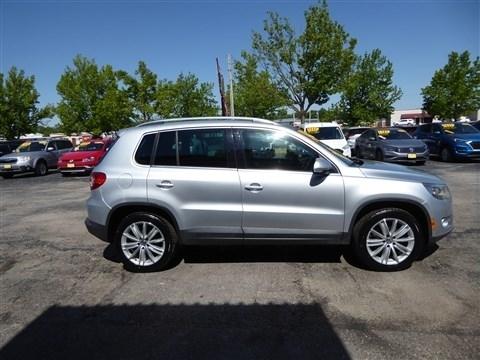 Volkswagen Tiguan 4WD 4dr S 4Motion 2011