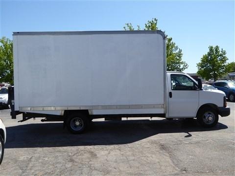 Chevrolet Express Commercial Cutaway 3500 Van 177" 2013
