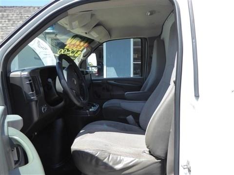Chevrolet Express Commercial Cutaway 3500 Van 177" 2013