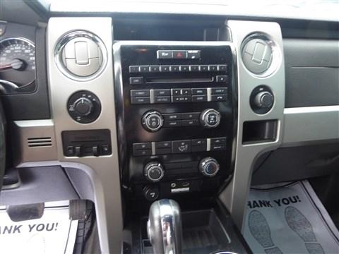Ford F-150 4WD SuperCrew 145" Platinum 2012