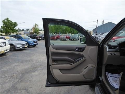 Chevrolet Tahoe 4WD 4dr LT 2015