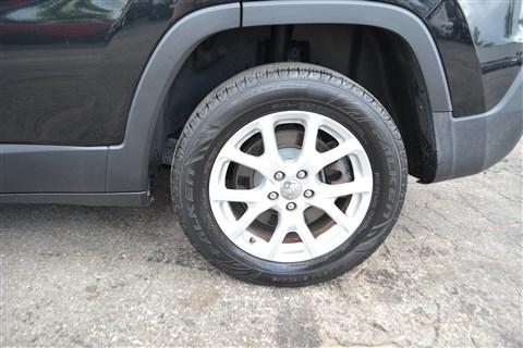 Jeep Cherokee FWD 4dr Latitude 2014