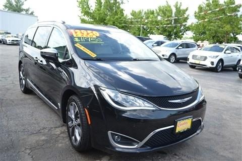 Chrysler Pacifica Limited FWD 2017