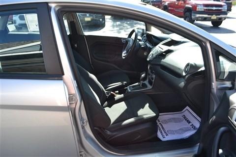 Ford Fiesta 4dr Sdn SE 2016