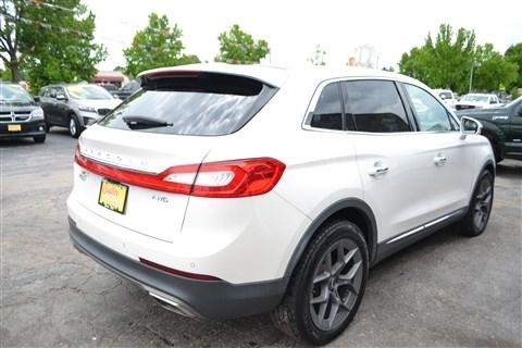Lincoln MKX AWD 4dr Reserve 2016