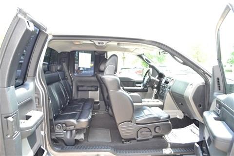 Ford F-150 Supercab 145" Lariat 4WD 2004