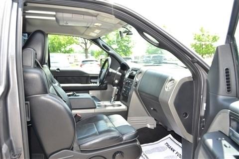 Ford F-150 Supercab 145" Lariat 4WD 2004