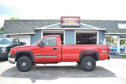 Chevrolet Silverado 2500HD Reg Cab 133" WB 4WD LS 2004