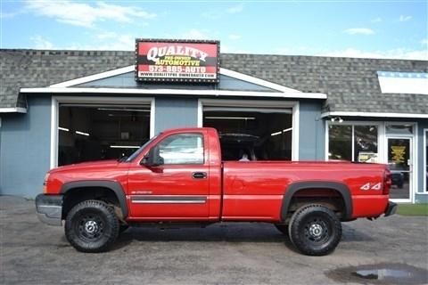 2004 Chevrolet Silverado 2500HD Reg Cab 133" WB 4WD LS