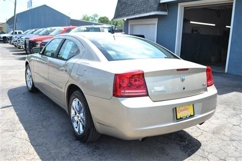 Dodge Charger 4dr Sdn R/T RWD 2008