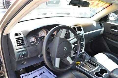 Dodge Charger 4dr Sdn R/T RWD 2008